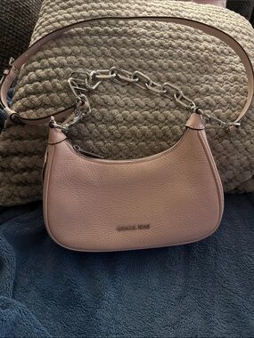 Michael Kors Blush Pink Pebbled Leather Shoulder/Crossbody Bag with Chain Accent